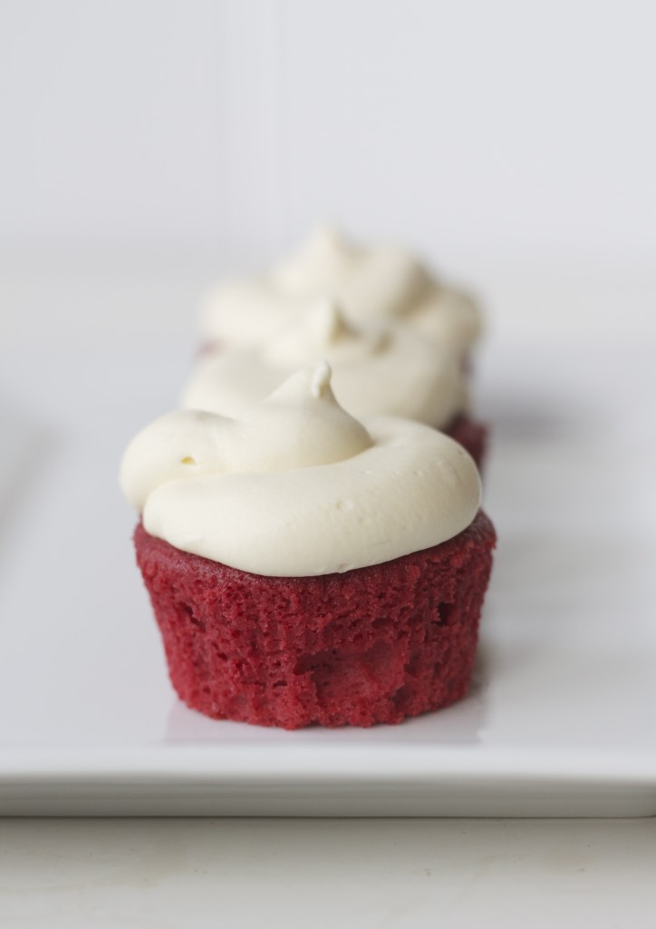 Red Velvet Cupcakes with White Chocolate Cream Cheese Frosting - Tiny ...